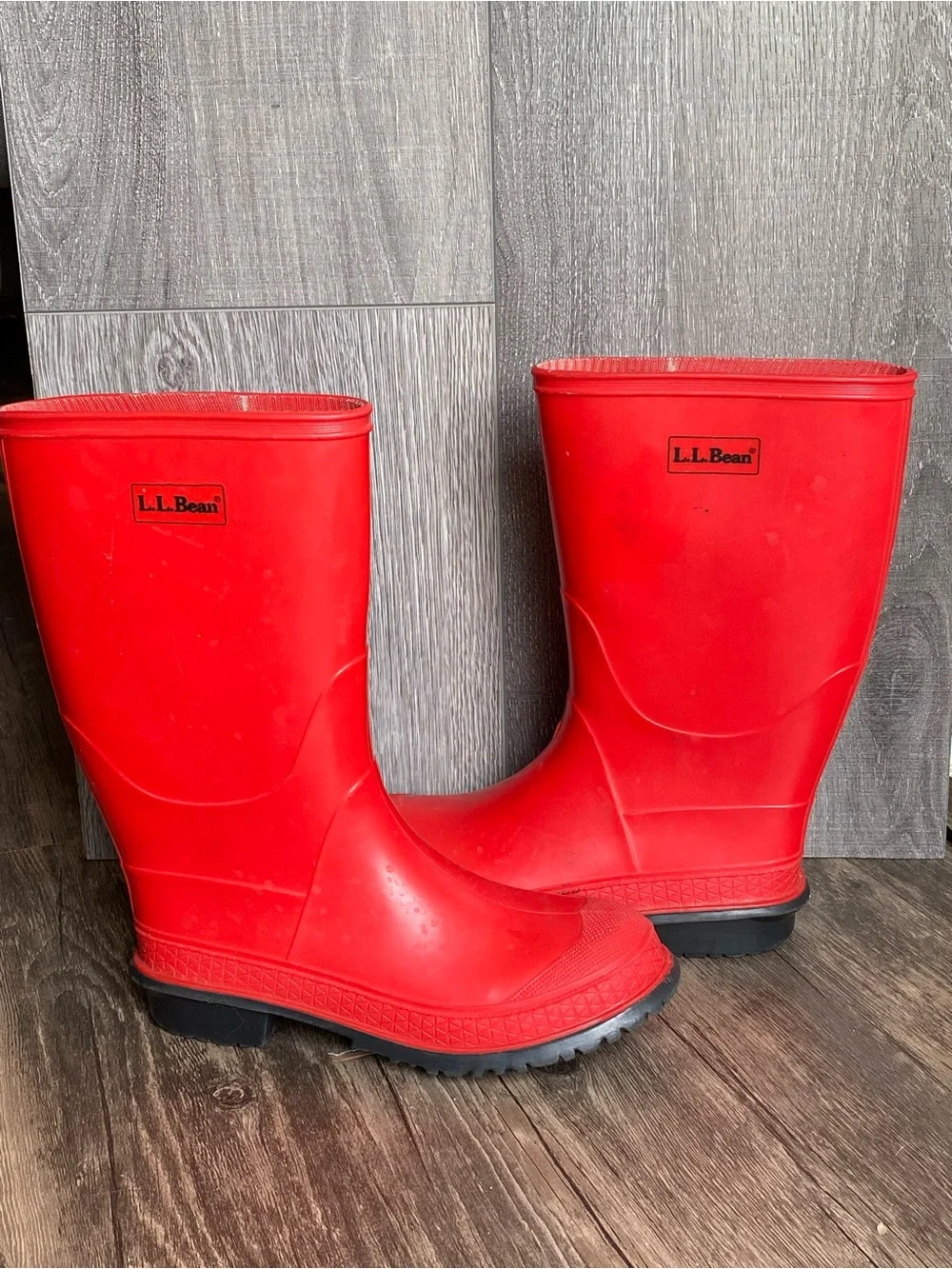 L.L. Bean Girls Size 3 Red Rubber Rain Boots Waterproof Mud Made In USA